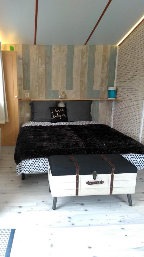 Le Haut Village Chambre D'Hotes Mobi-Loft Cosy Sauna ,Douche ,Chromotherapie Arrest Exterior foto